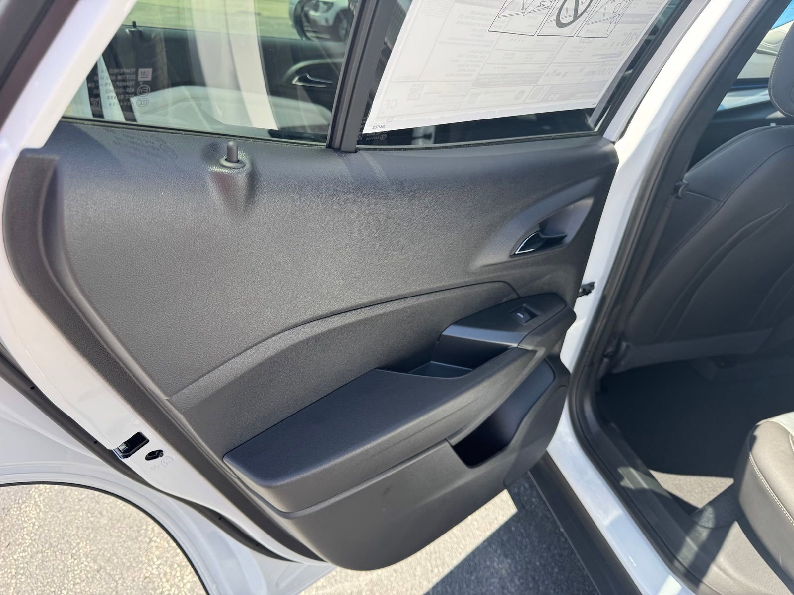 New 2026 Summit White Chevrolet LT image 19