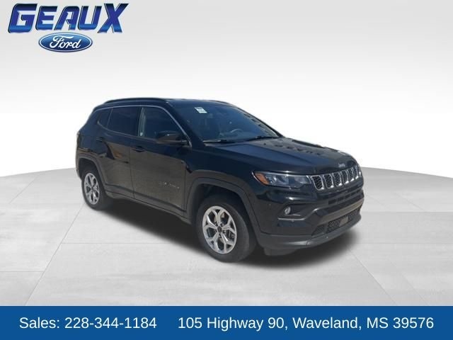 2025 Jeep Compass Latitude 4X4's photo