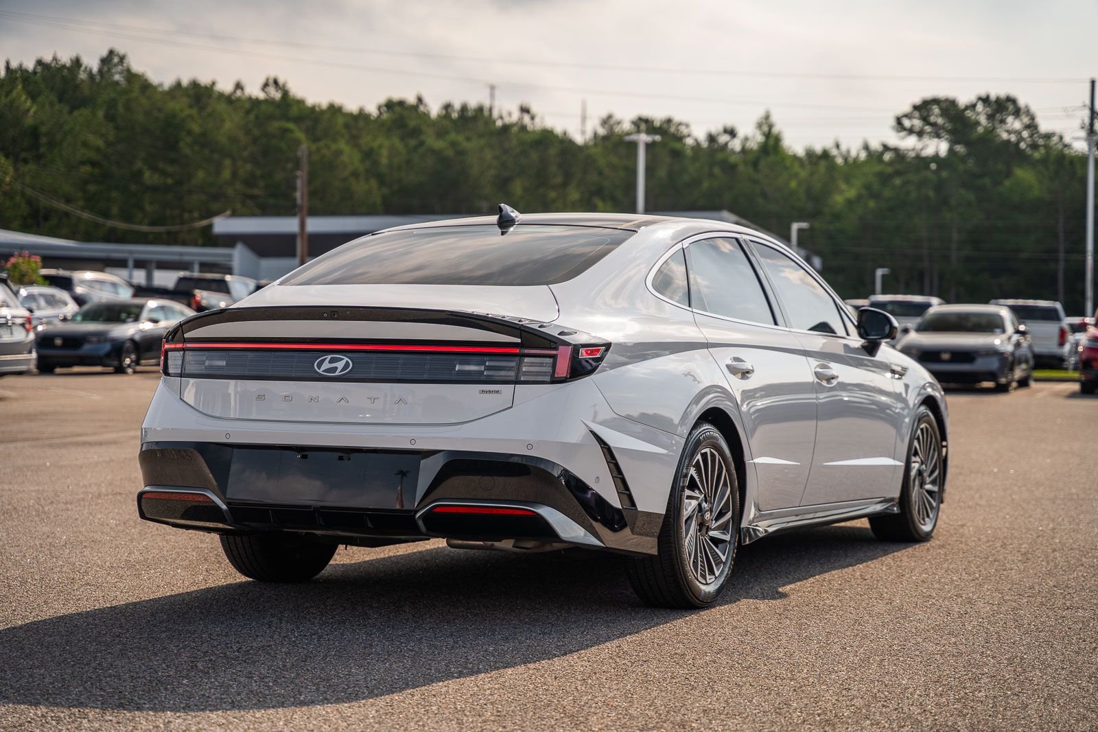 2024 Hyundai Sonata Hybrid Limited - Photo 11