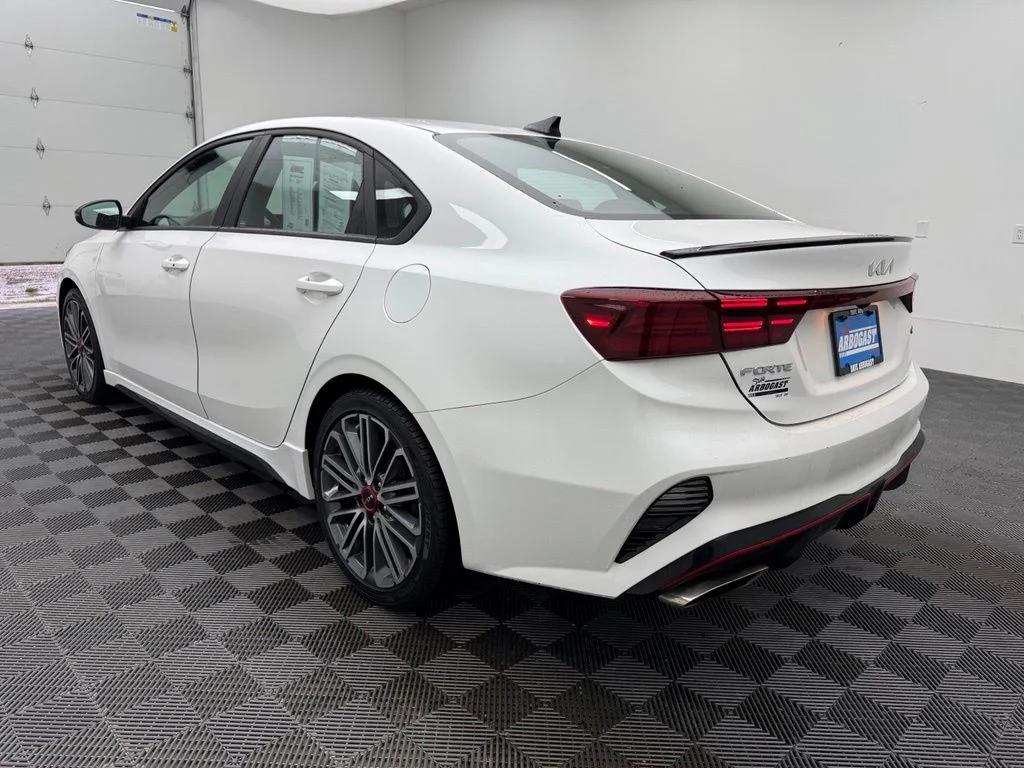 Used 2023 White Kia GT image 11