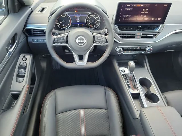New 2026 Gray Sky Pearl / Super Black Two-tone Nissan SR image 15