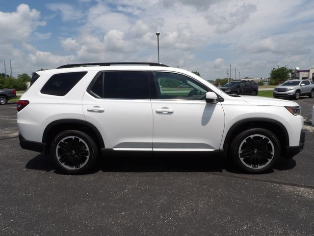 New 2026 Platinum White Pearl Honda Touring image 8
