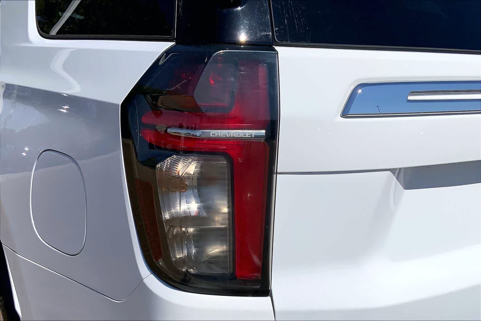 Used 2024 Summit White Chevrolet LT image 29