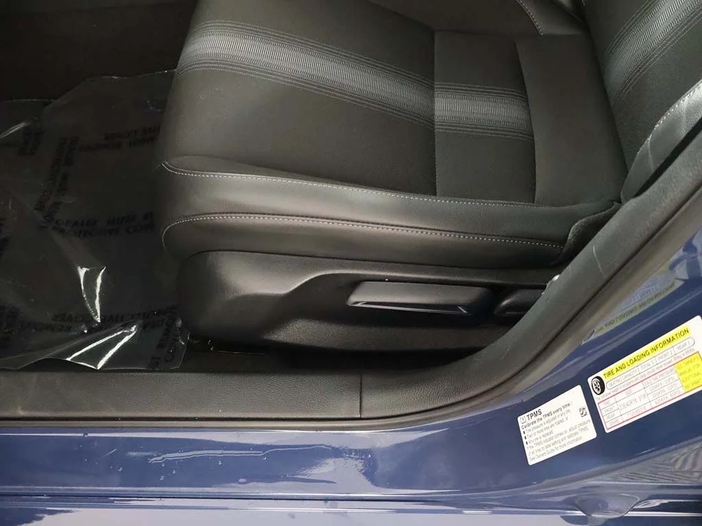 Certified Used 2025 Blue Lagoon Honda Sport image 28