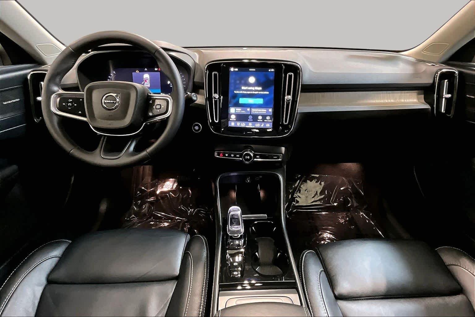 Used 2023 Thunder Grey Metallic Volvo Ultimate Dark Theme image 15