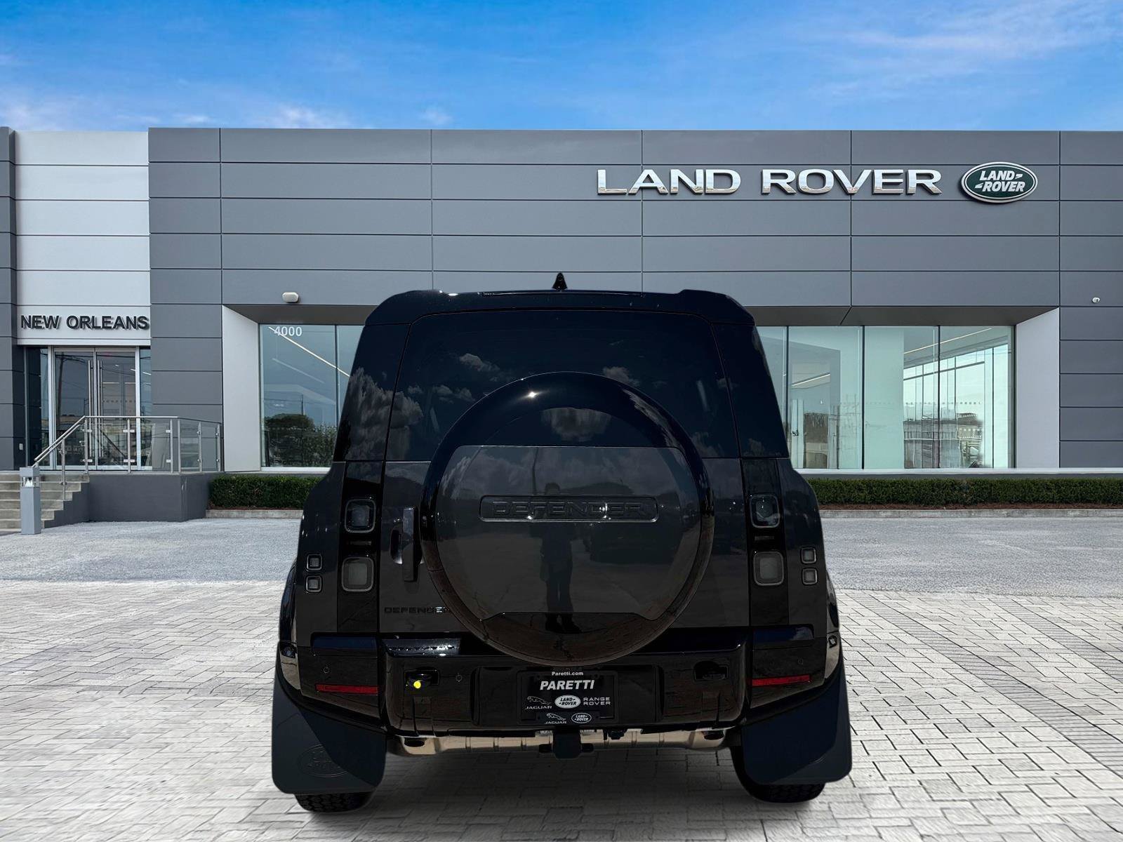 New 2026 Carpathian Grey Land Rover X-Dynamic SE image 6
