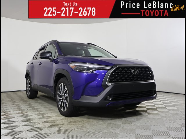 2025 Toyota Corolla Cross XLE