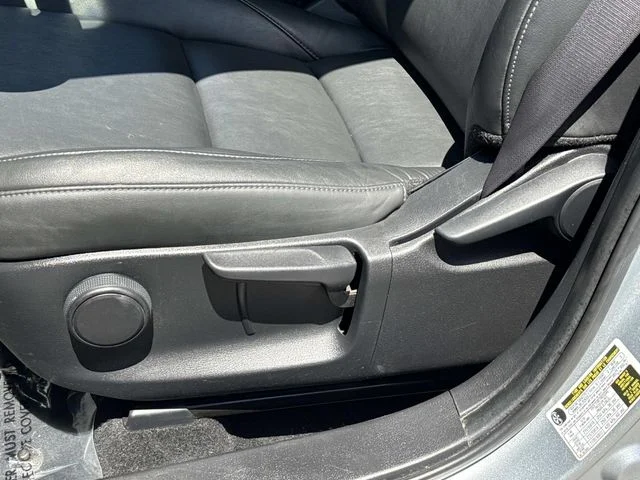 Used 2021 Silver Mazda Select image 27
