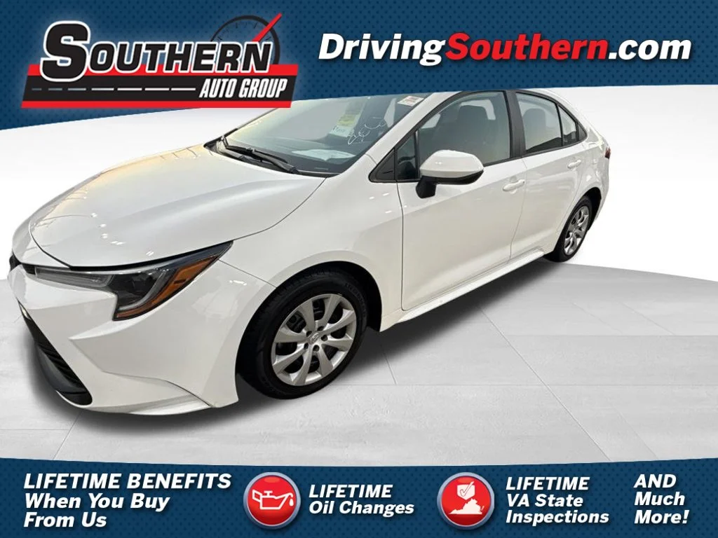 Used 2025 White Toyota LE image 1