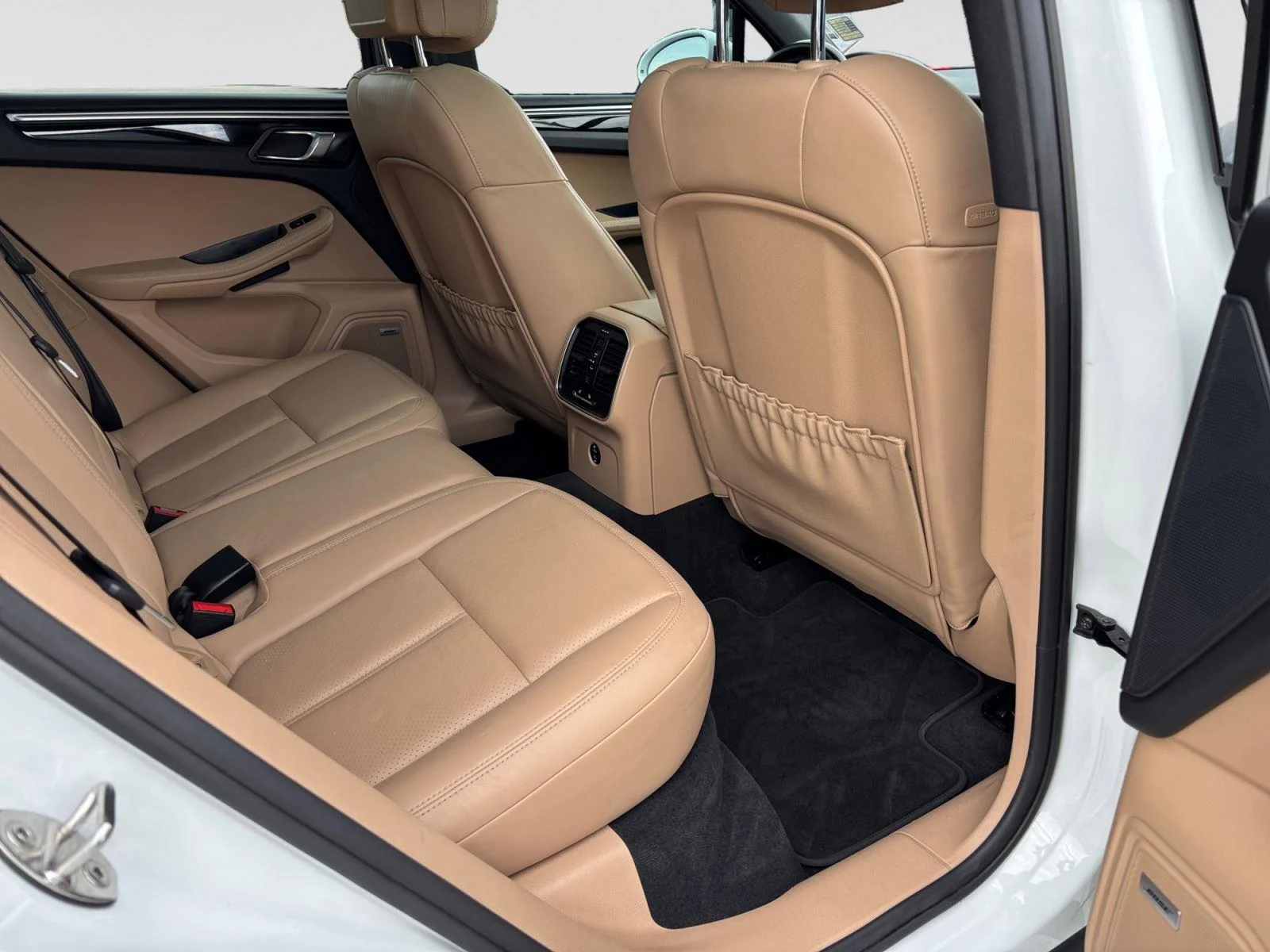 Used 2020 White Porsche Base image 47