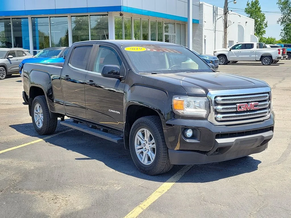 Used 2019 GMC Canyon SLE with VIN 1GTG6CEN9K1134022 for sale in Marlette, MI