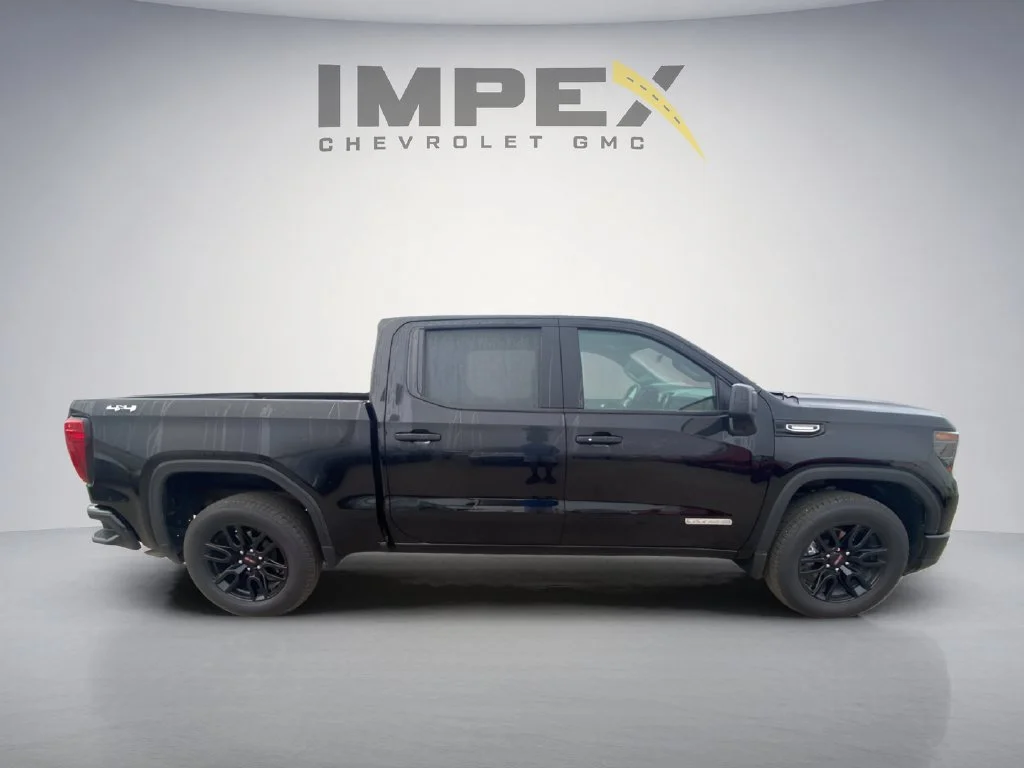 Used 2025 Onyx Black GMC Elevation image 6