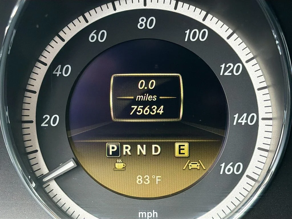 Used 2012  Mercedes-Benz E 350 image 36