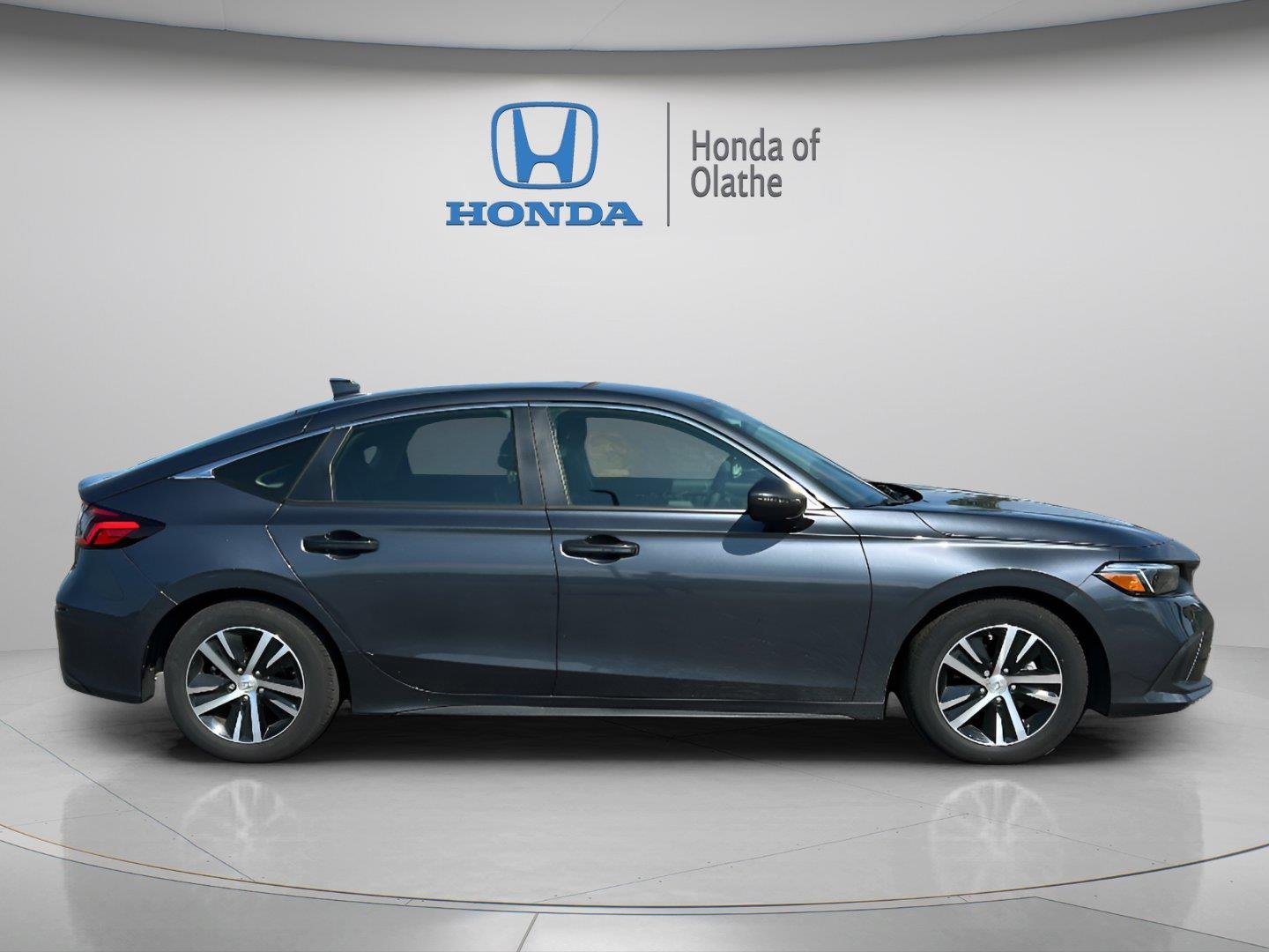 Certified 2024 Honda Civic Hatchback LX with VIN 19XFL2H53RE013438 for sale in Kansas City