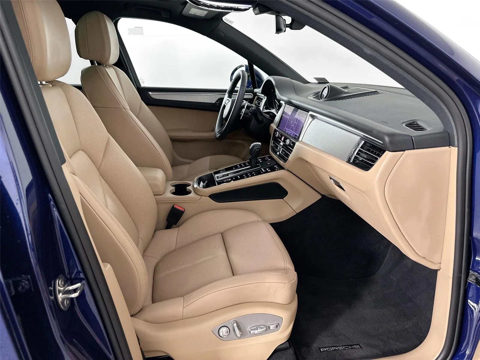 2024 Porsche Macan Base - Photo 29