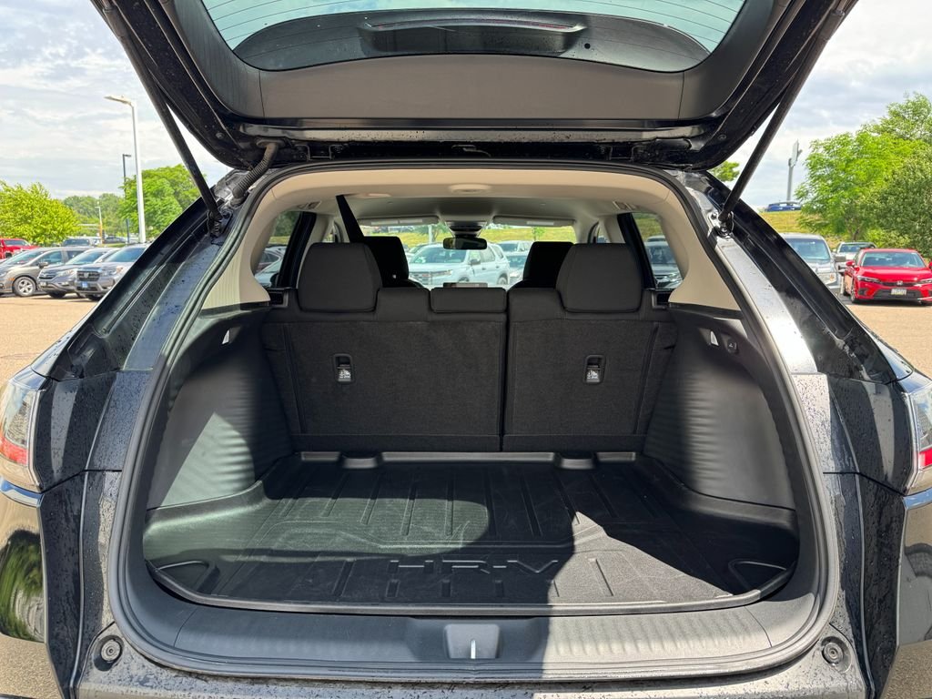 2025 Honda HR-V LX - Photo 14