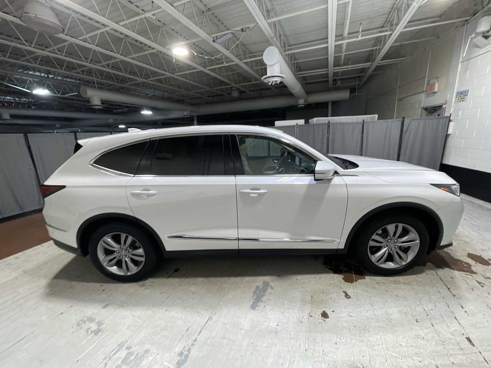 Certified Used 2025 Platinum White Pearl Acura  image 27