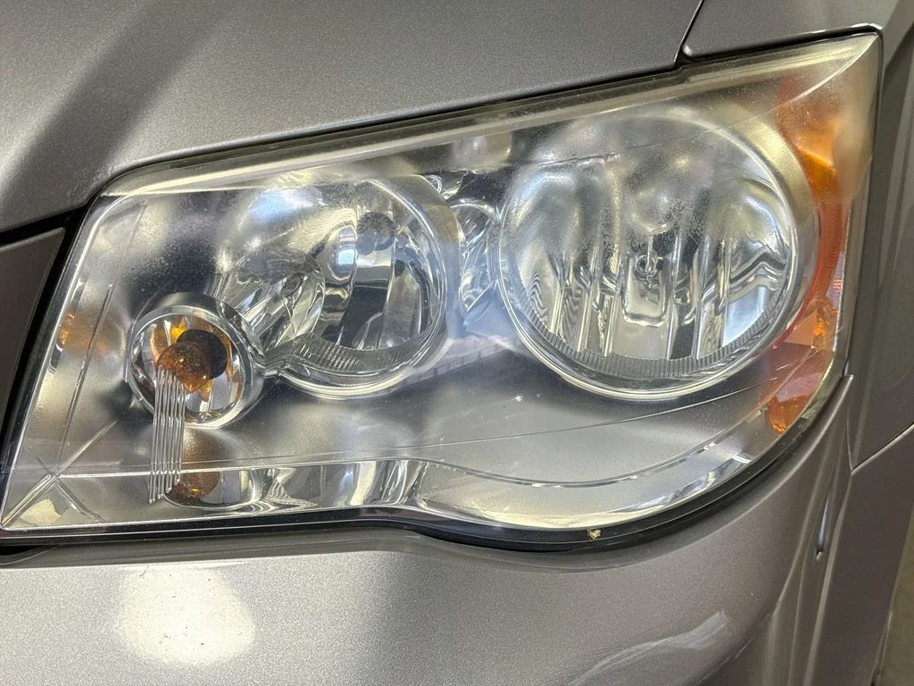 Used 2015 Silver Dodge SXT image 35