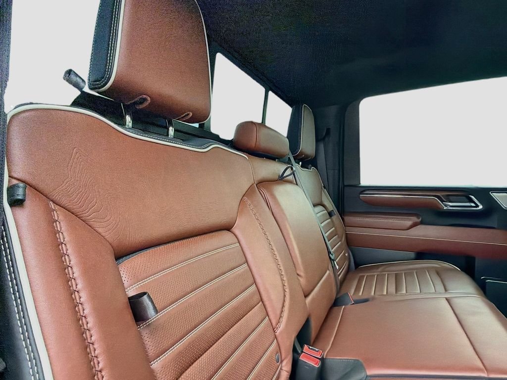 Used 2024 Silver GMC Denali Ultimate image 30