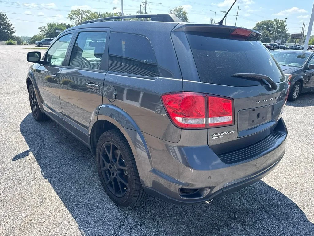 Used 2017 Gray Dodge GT image 5