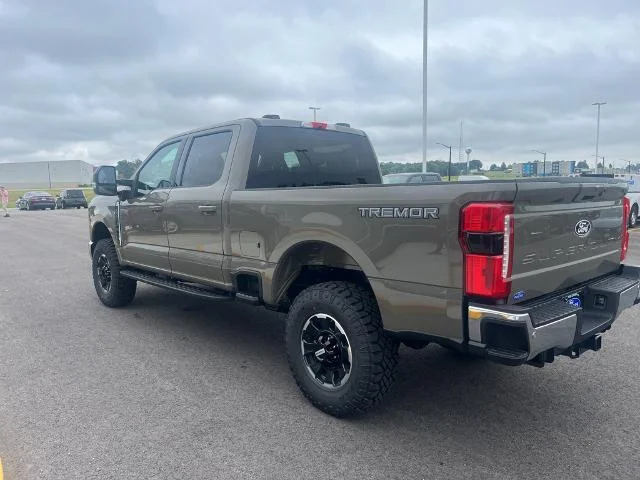 New 2027 Marsh Gray Metallic Ford F-250® XLT image 6