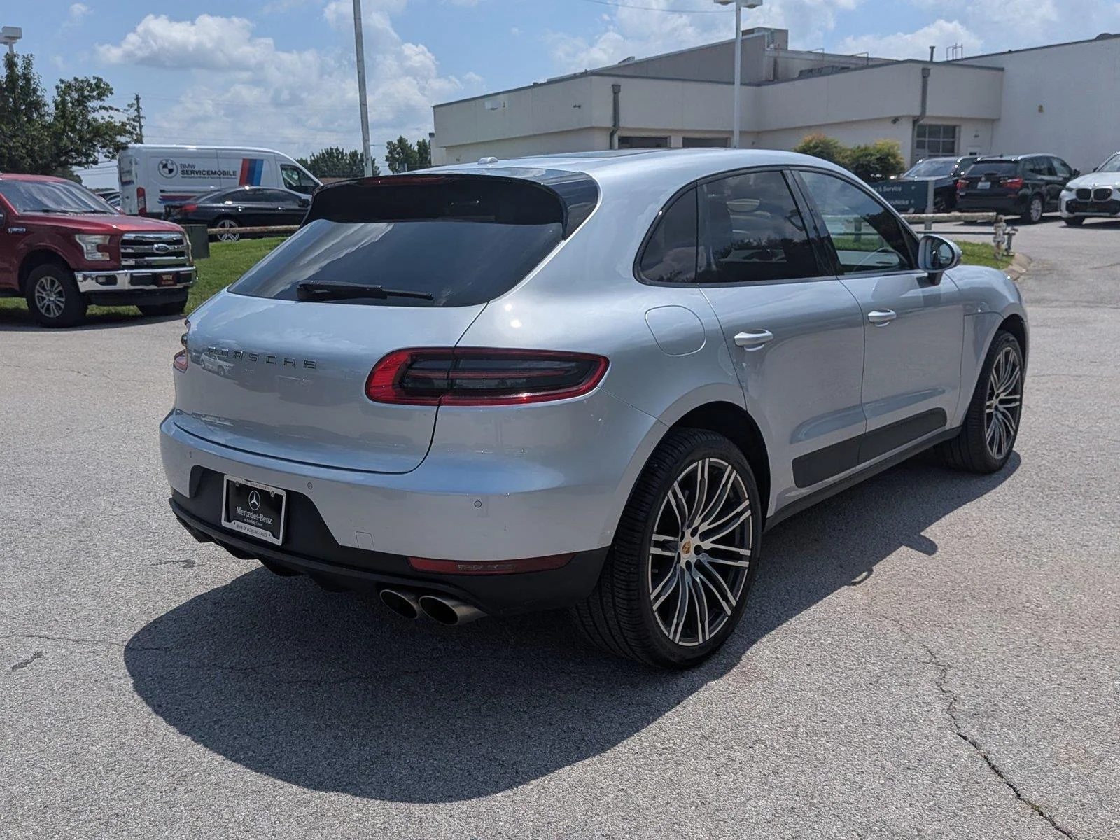 Used 2018 Rhodium Silver Metallic Porsche S image 5
