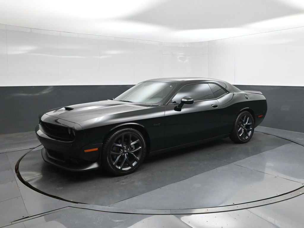 2023 Dodge Challenger R/T's photo
