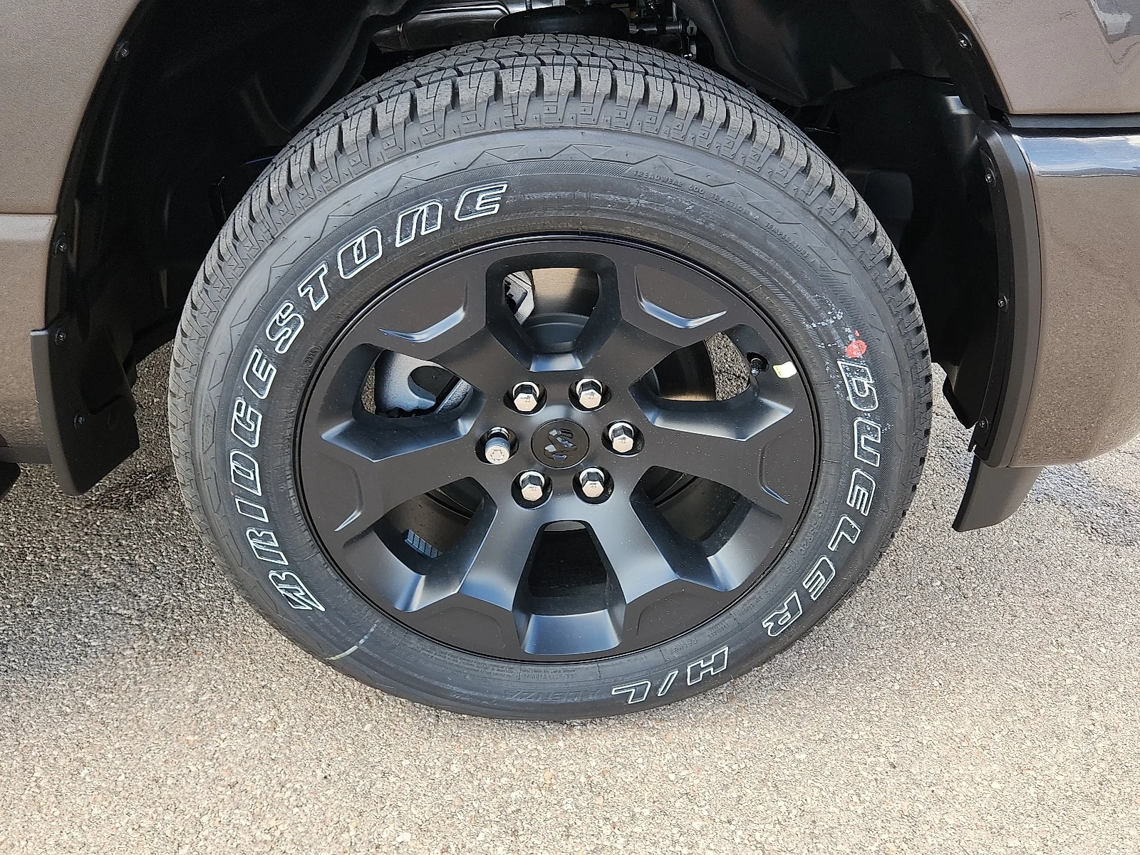 New 2026 Granite Crystal Metallic Clear-Coat  Paint Ram EXPRESS CREW CAB 4X4 5