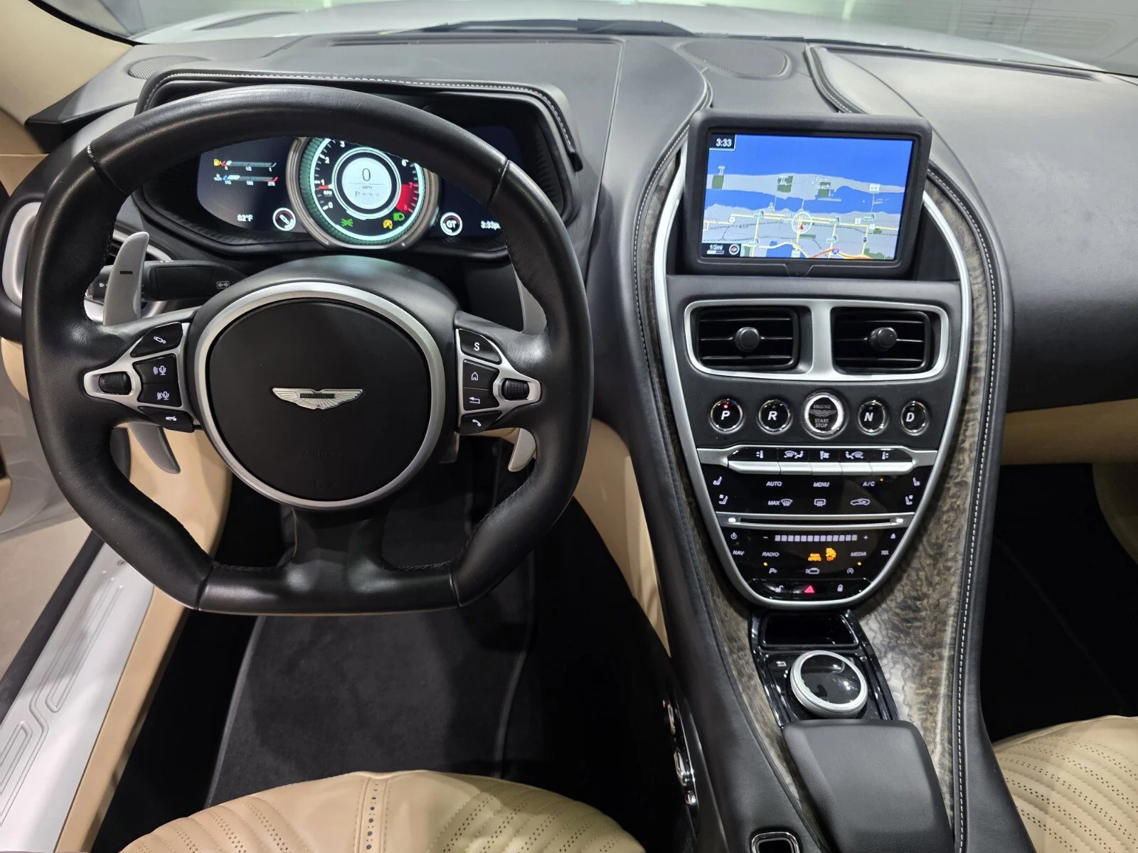 Used 2023 Lunar White Aston Martin V8 Coupe image 10