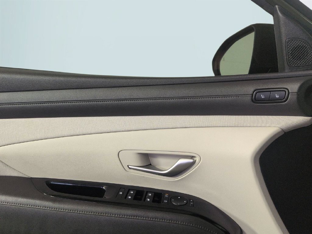 2025 Hyundai Tucson Limited - Photo 26