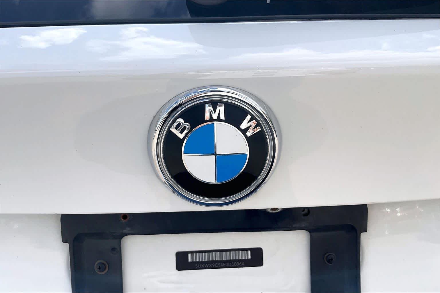Used 2015 Alpine White BMW xDrive28i image 31