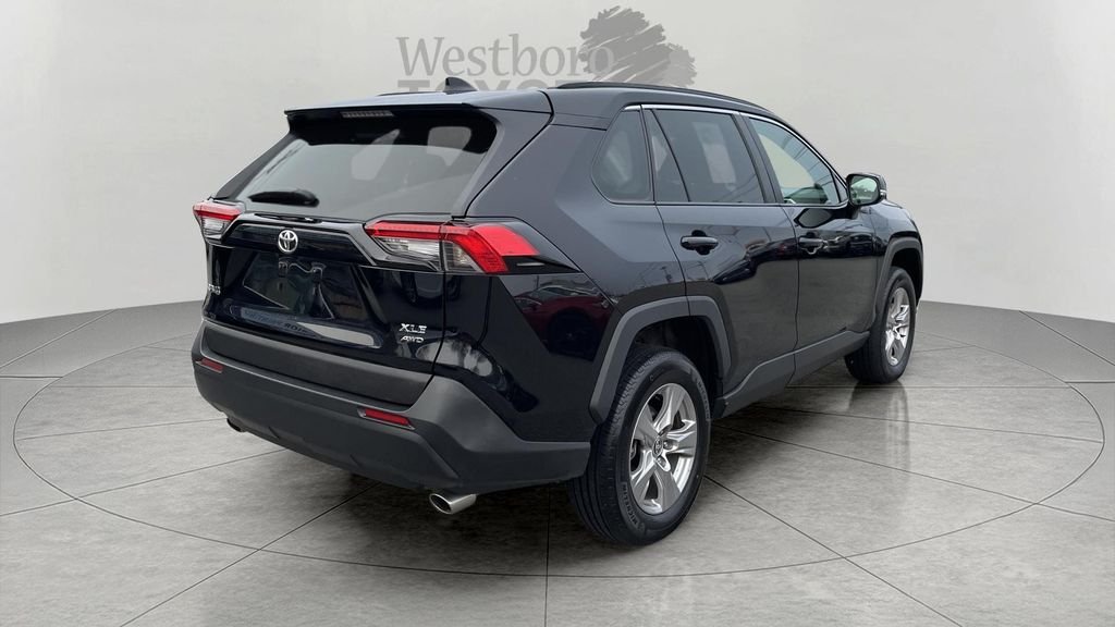 Used 2025 Black Toyota XLE image 7