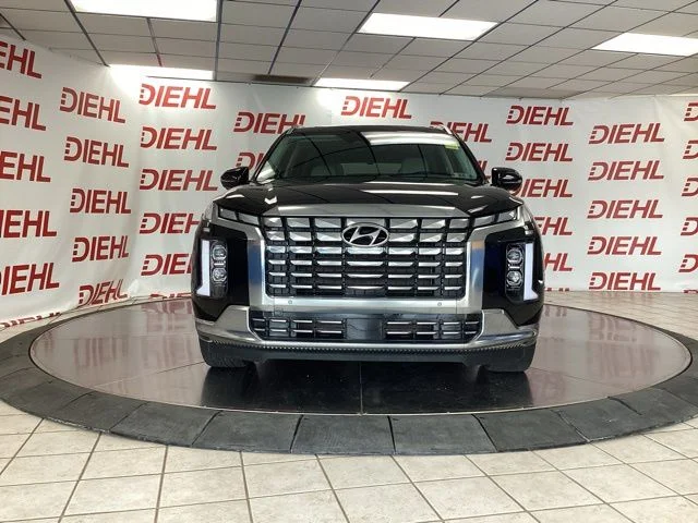 Used 2024 Black Hyundai Calligraphy image 2