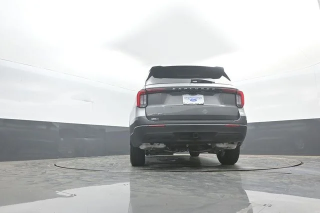New 2026 Gray Ford Active image 33