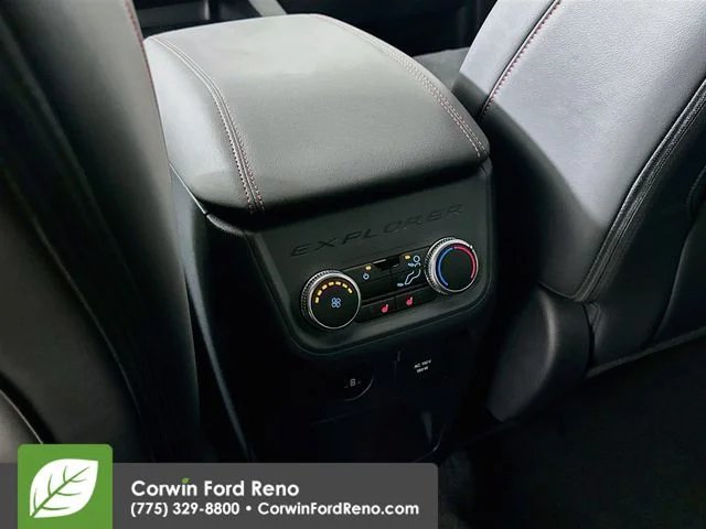 New 2026 Agate Black Metallic Ford ST image 26