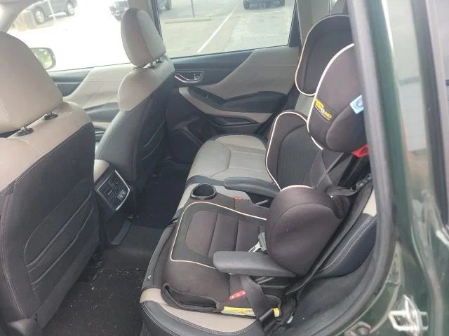 Used 2023 Green Subaru Limited image 9