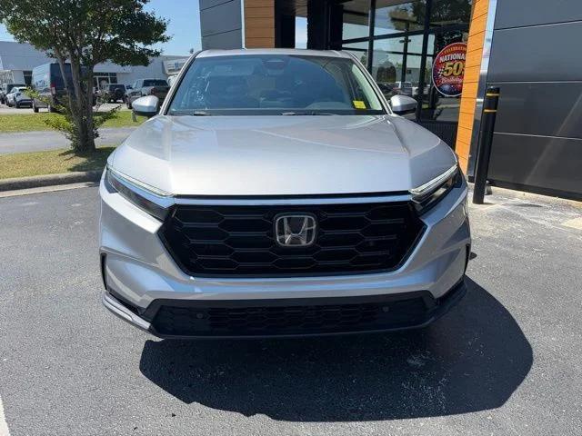 Used 2023  Honda EX-L image 2