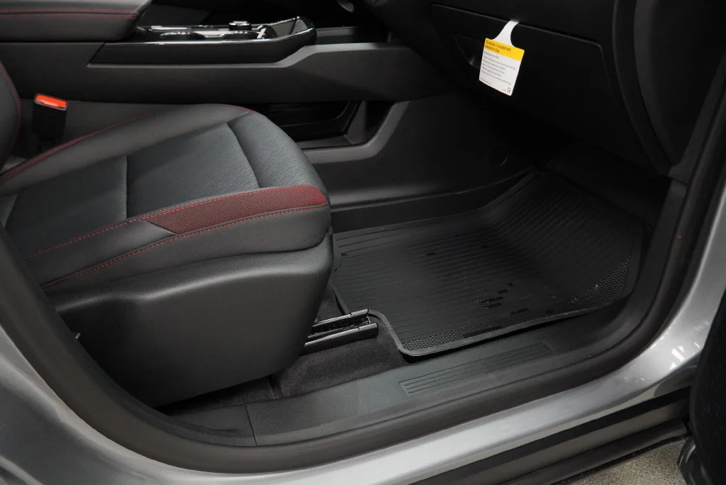 New 2027 Sterling Gray Metallic Chevrolet RS image 39