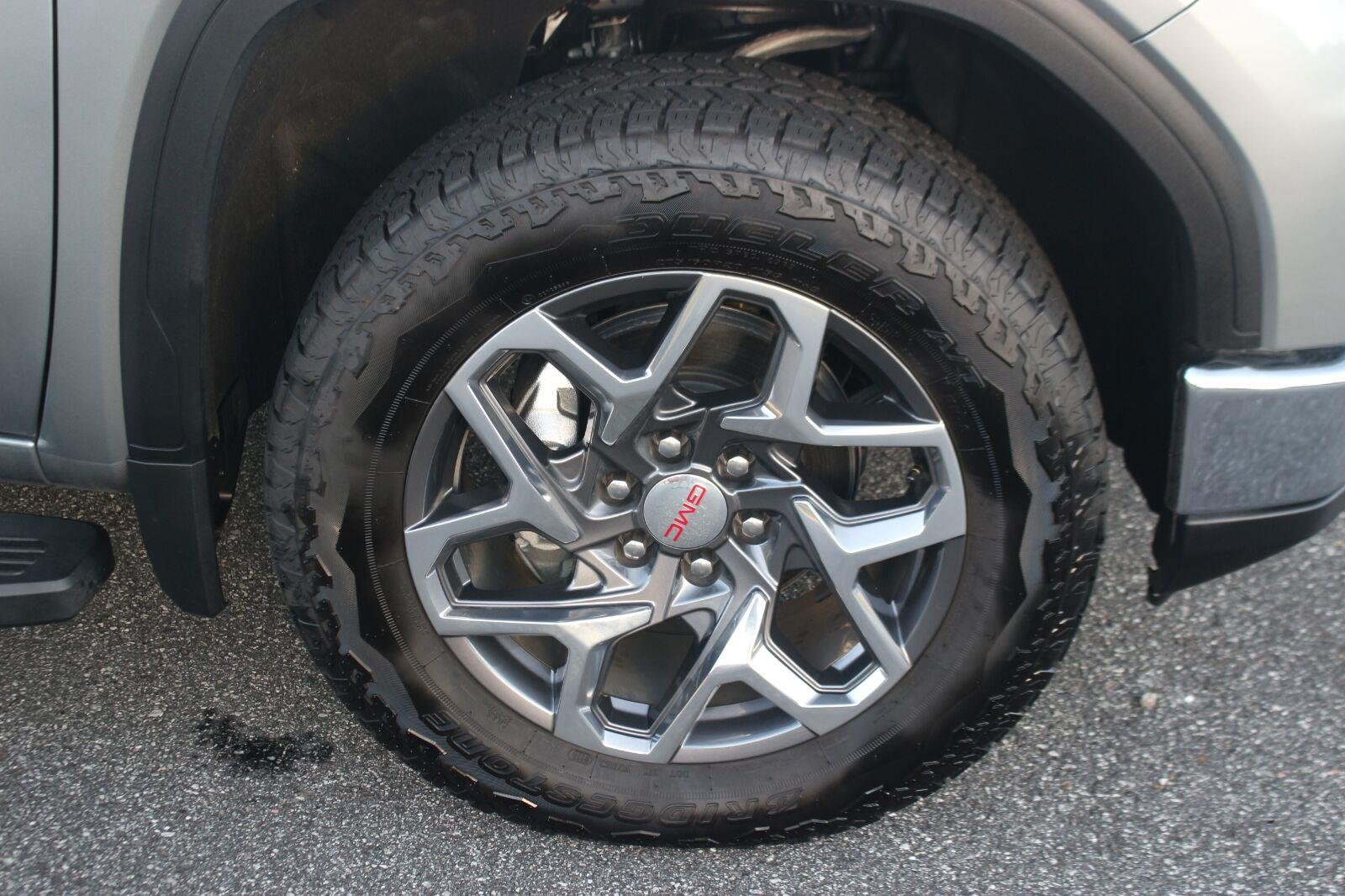 Used 2026 Sterling Metallic GMC SLT image 38