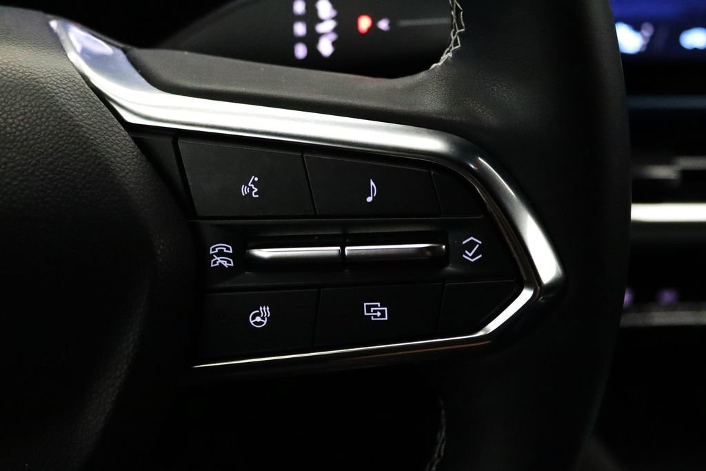 2024 Chevrolet Equinox EV LT - Photo 20