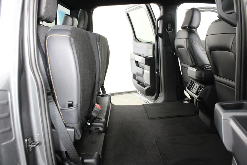 New 2026 Carbonized Gray Metallic Ford Tremor image 13