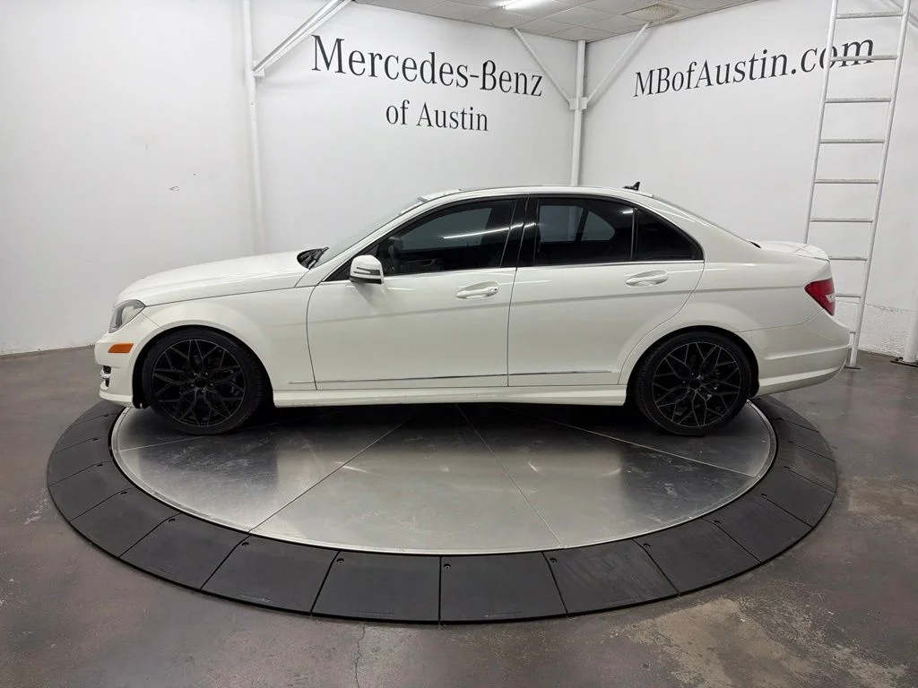 Used 2012 White Mercedes-Benz C 300 image 4