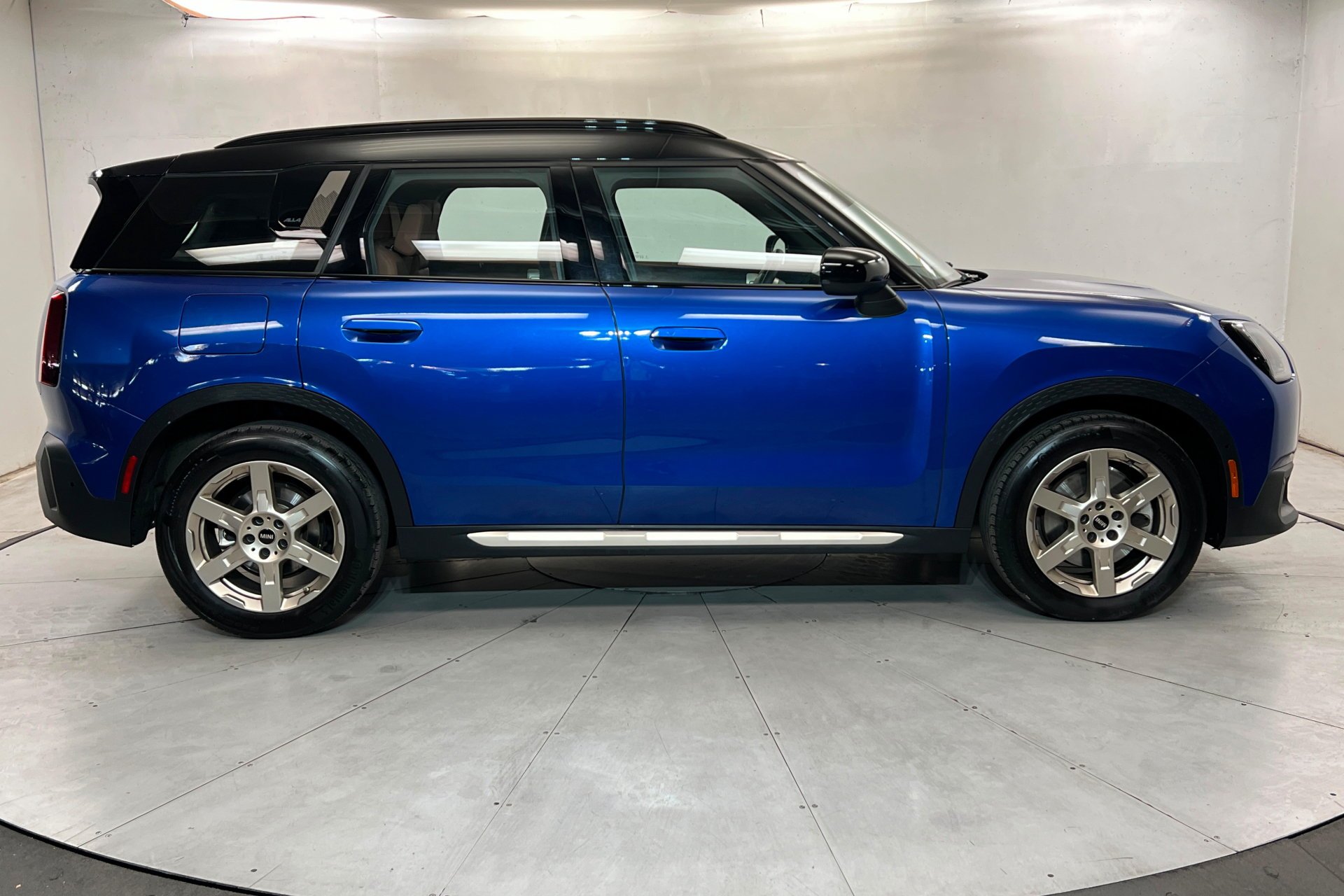 Used 2025 Blue MINI S image 7