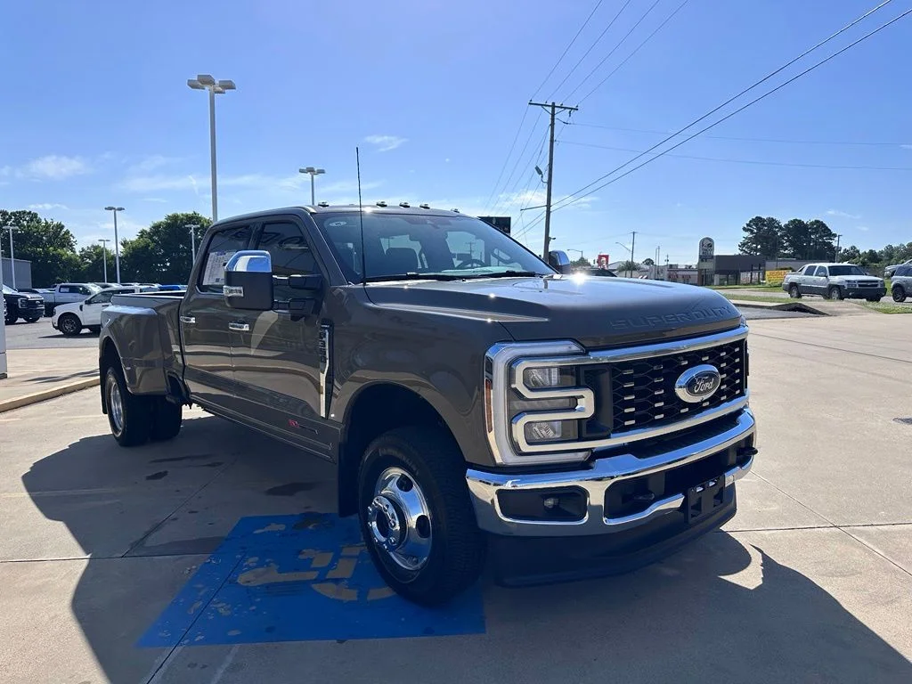 New 2026 Marsh Gray Ford Lariat image 6