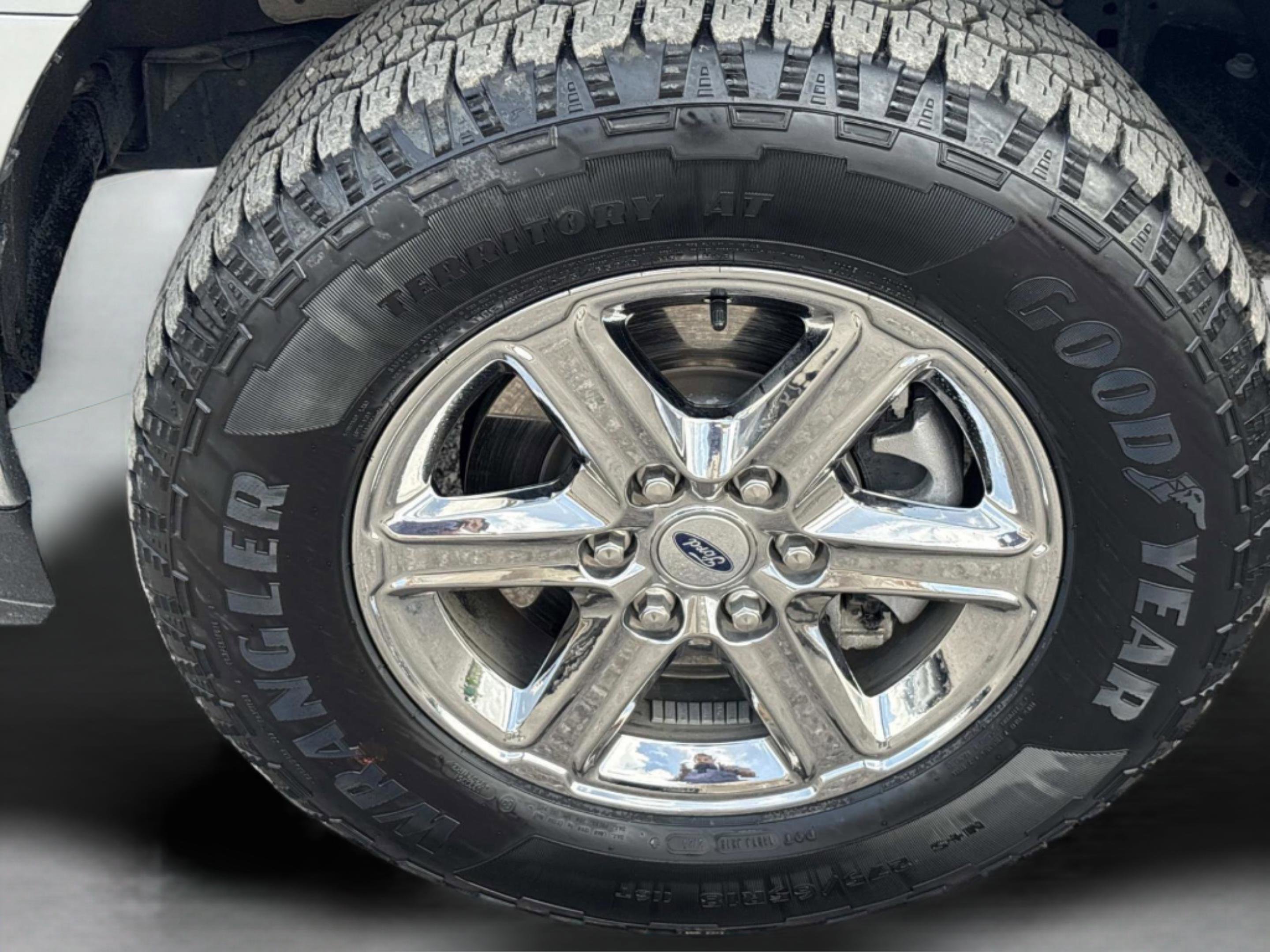 2025 Ford F-150 XLT - Photo 10