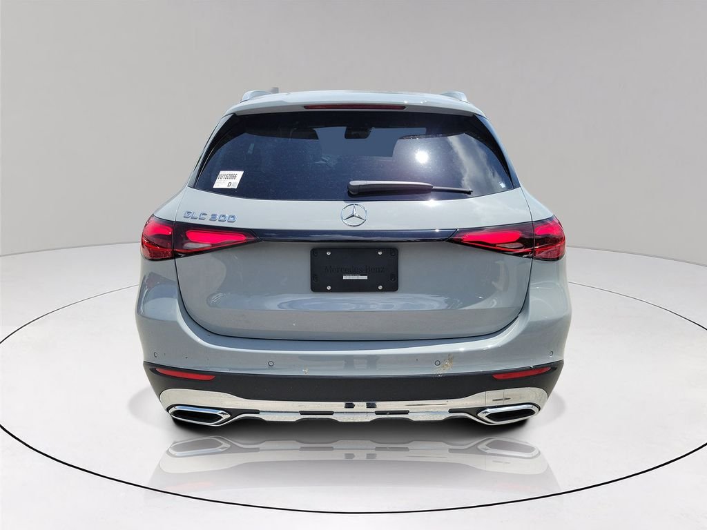 New 2027 MANUFAKTUR Alpine Grey Mercedes-Benz GLC 300 image 5