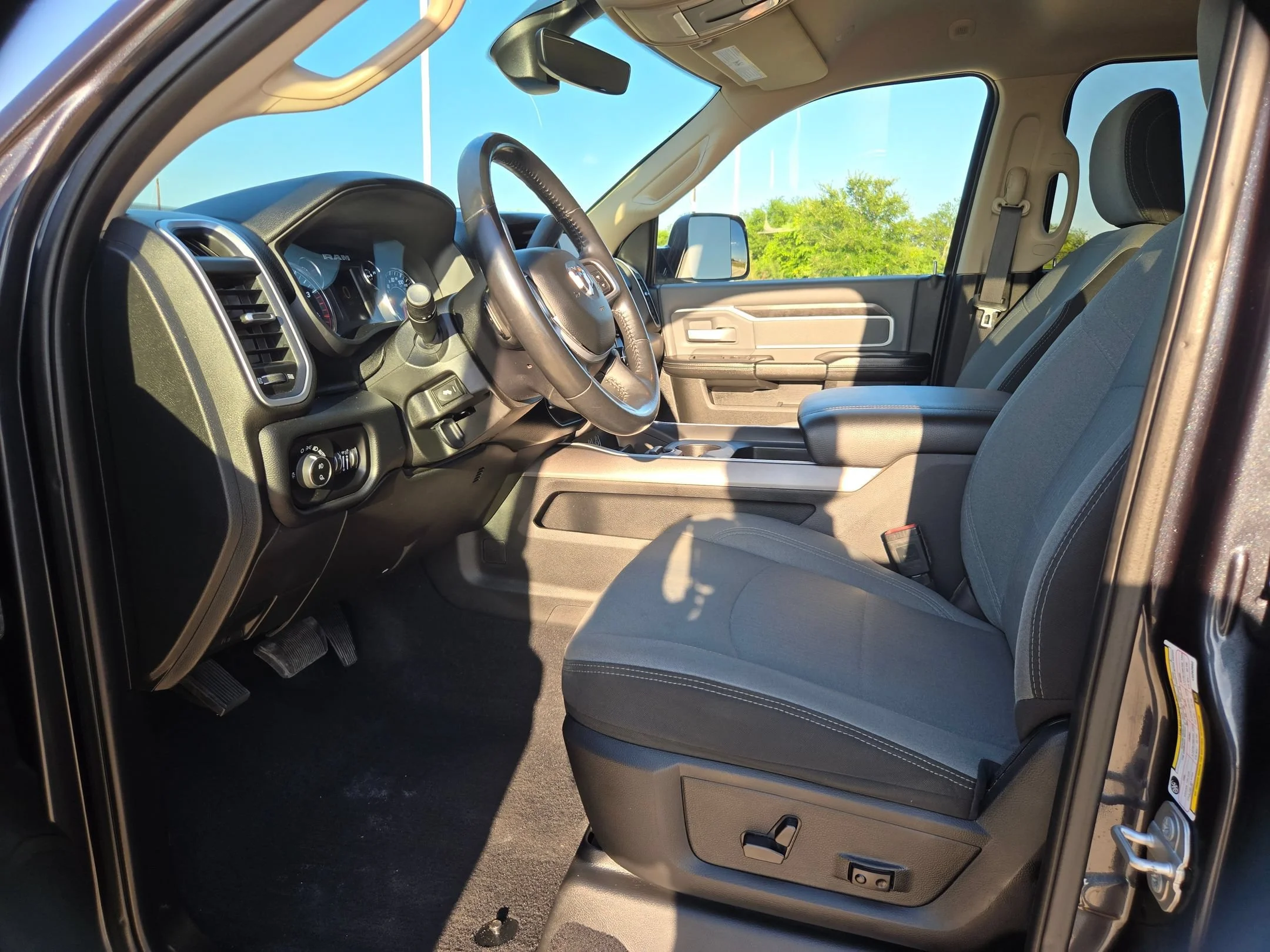 Used 2020 Maximum Steel Metallic Clearcoat Ram  image 9
