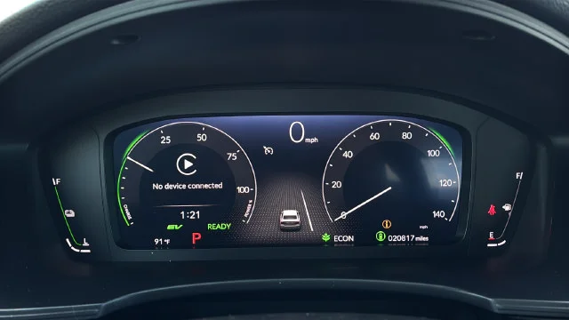 Used 2025  Honda Sport image 14