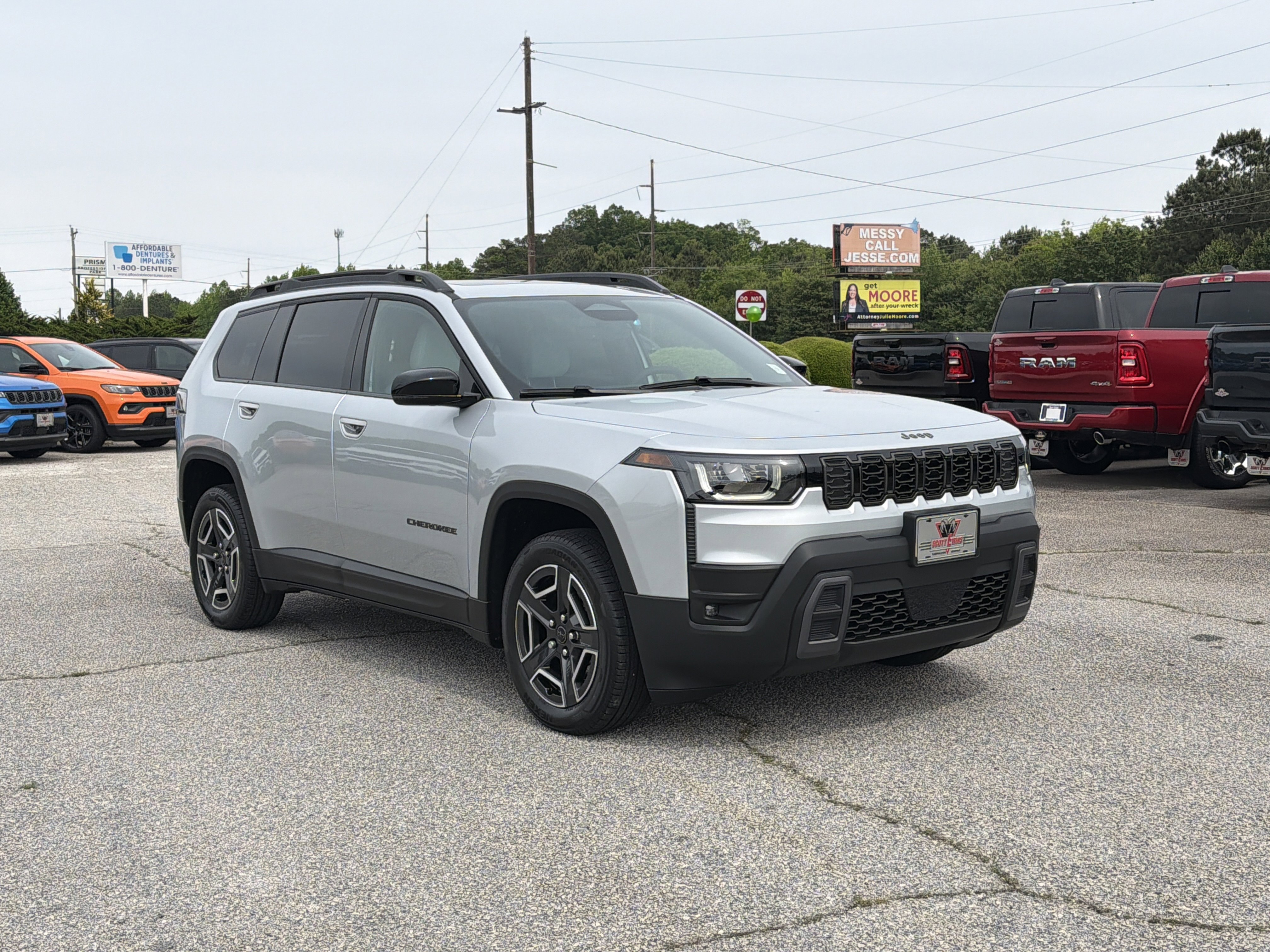 New 2026 Silver Zynith Clear-Coat Exterior Paint Jeep Limited image 2
