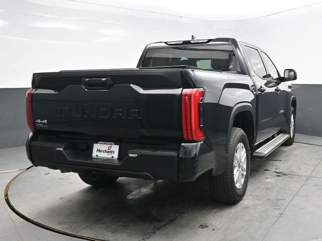 Used 2022 Black Toyota SR5 image 6